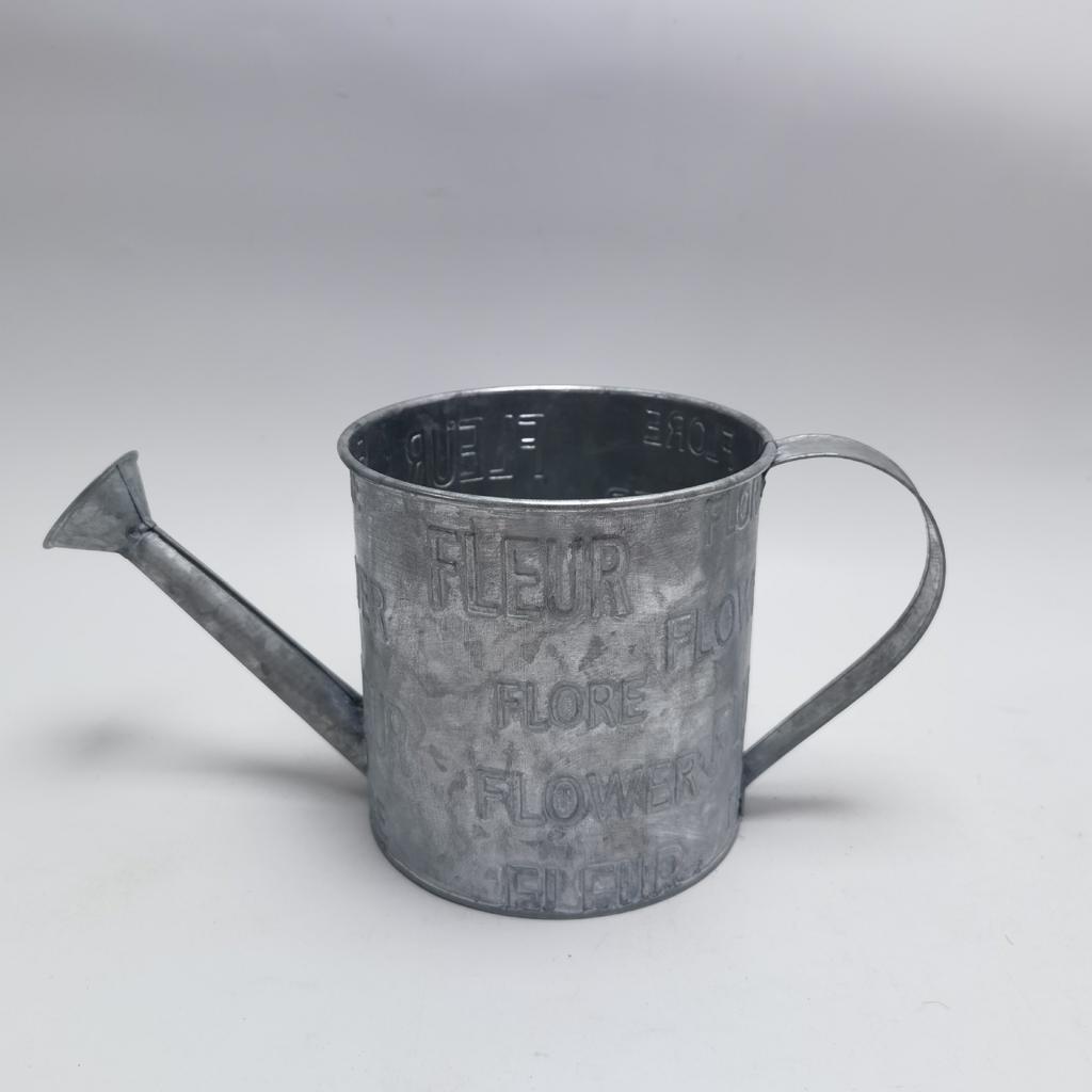 Retro Iron Plate Small Iron Bucket Literary Decoration Flower Arrangement Shooting with Iron Pot Printing Letters Iron Plate Water Bottle