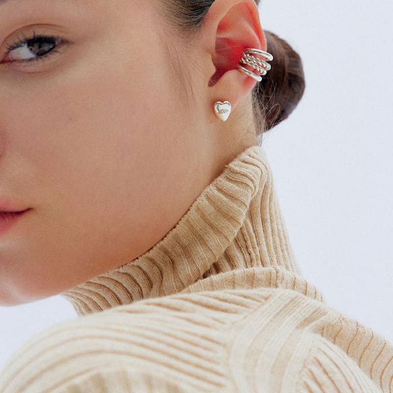LUMIAH THREAD ON EARCUFF
