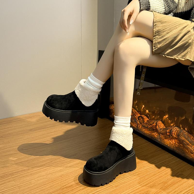 Autumn and winter thick-soled thin cotton shoes new snow boots small Korean version women's shoes short boots cotton boots retro velvet flanged