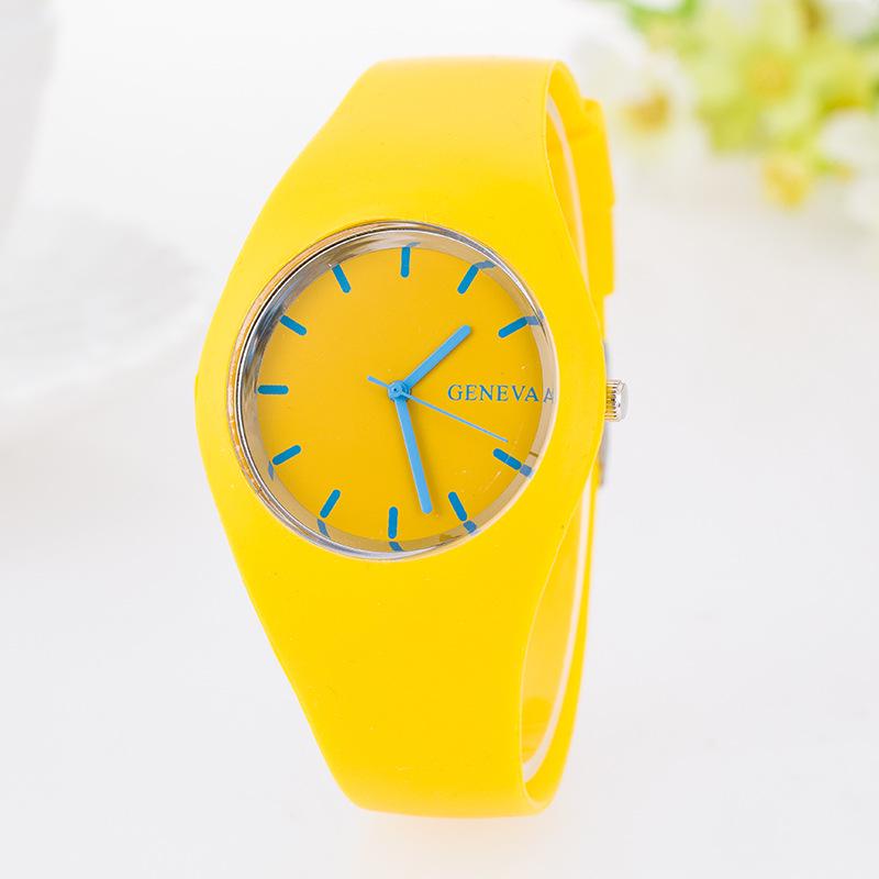 Slim Unisex Fashion Silicone Quartz Wristwatch - Ideal Student Gift