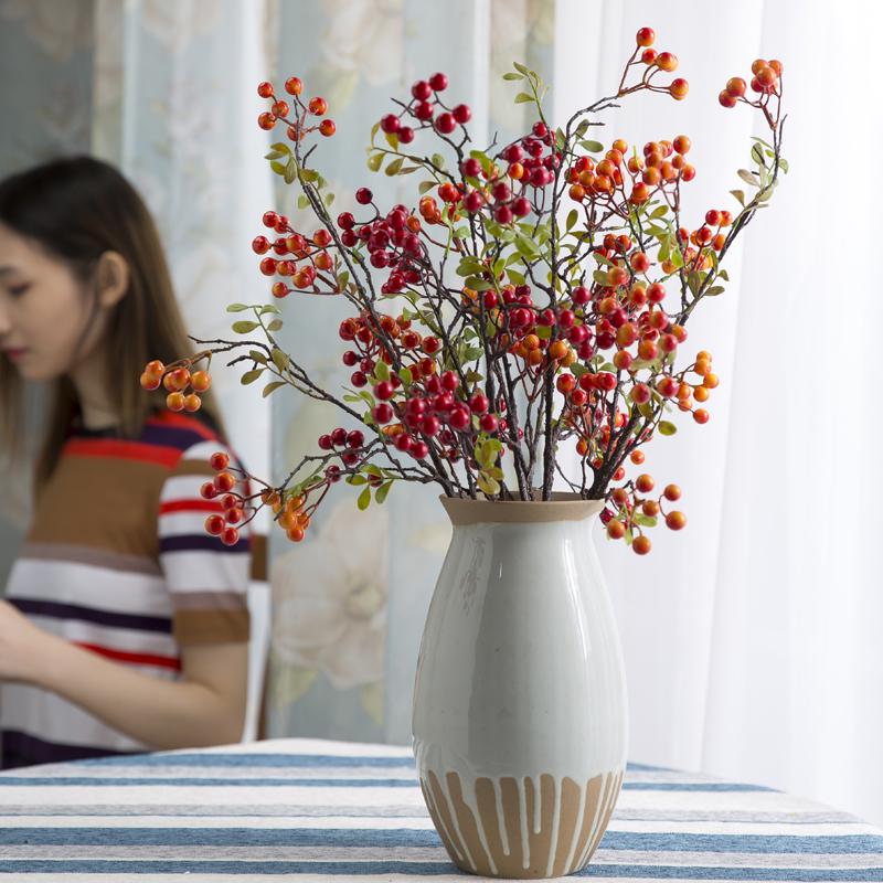 Modern Minimalist Ceramic Vase for Creative Floral Displays