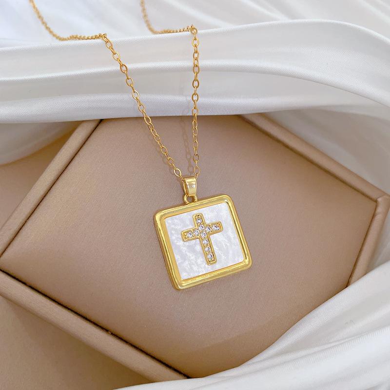 Square Cross Luxury Temperament Gorgeous Full Diamond Necklace Women'S Versatile Collarbone Chain Titanium Steel Chain