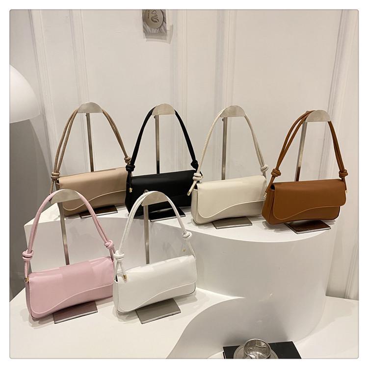 Sac à rabat bandoulière polyvalent pour femmes, nouveau style: Sac à main carré compact et élégant pour le travail et les déplacements