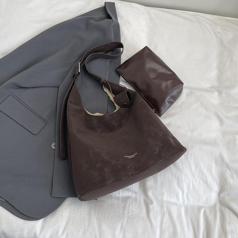 Fashion Retro Underarm Suede Shoulder Bag Women's New Simple Commuting Large Capacity Tote Bag Versatile Handbag