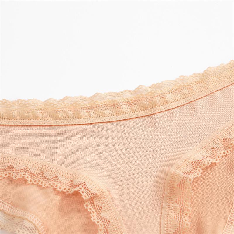 FINETOO Seamless Ice Silk Panties for Woman Seamless with Lace Underwear Comfort Lingerie Classical Wave Point Panties