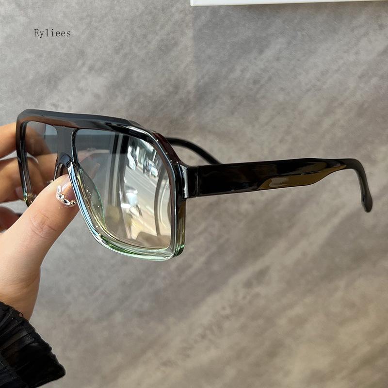 Classics Square Sunglasses New Women Men Eyewear Female Fashion Outdoor Travel Sunglasses Men Driving Fishing GlassesUV400