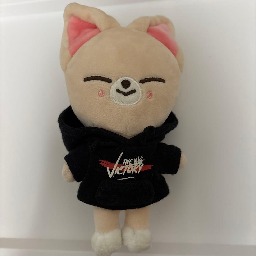 

[Б/У] Stray kids THE VICTORY SKZOO Foxxyny