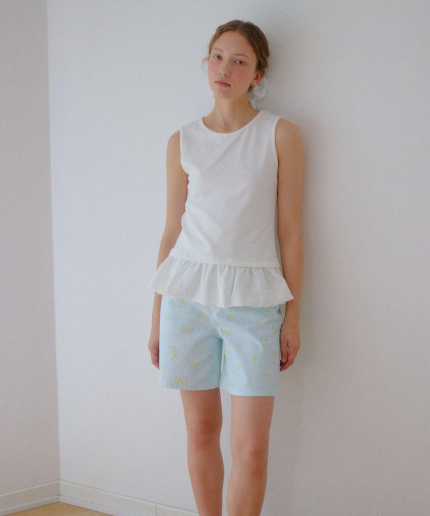 Okuka Rose Flower Pattern Shorts