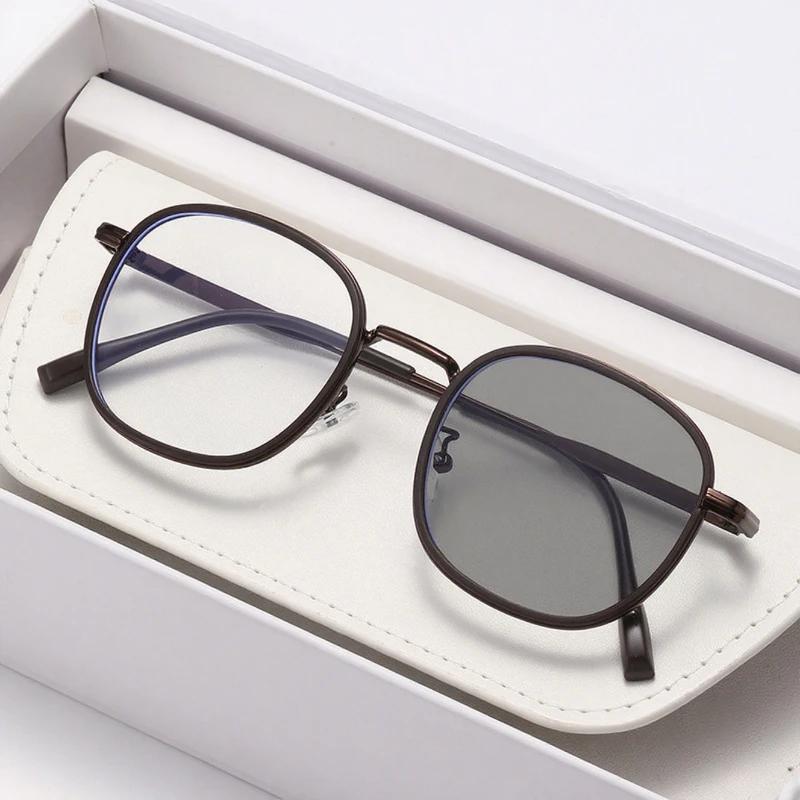 Advanced Photochromic Round Metal Frame Myopia Glasses Elegant Eye Protection Anti Blue Light 0 To -4 0