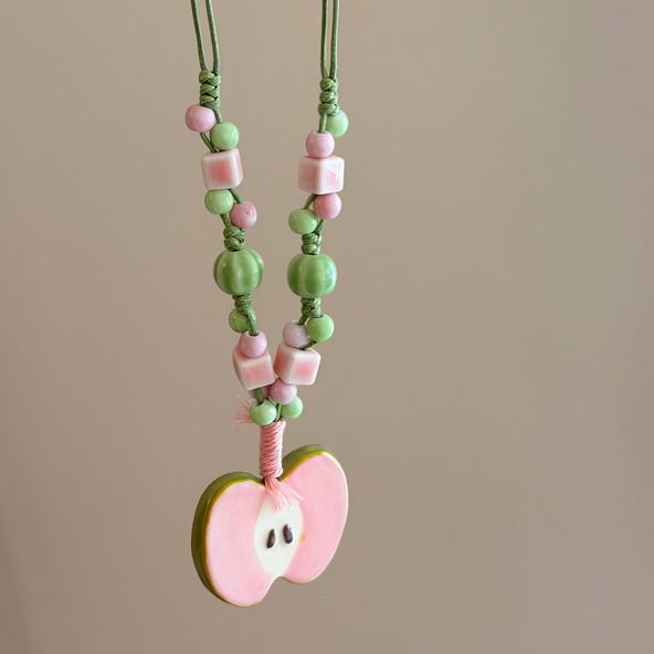 Pink Ceramic Apple Beaded Necklace for Women – High-End Niche Design Clavicle Chain with Personalized Pendant
