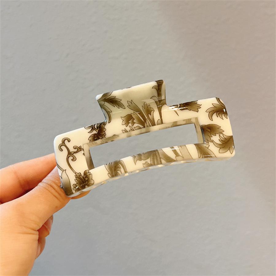 New Korean fashion Retro Hair Claws Clamp Hollow Geometric Square flower Pattern Ponytail Hair Grabbing Clips for Women