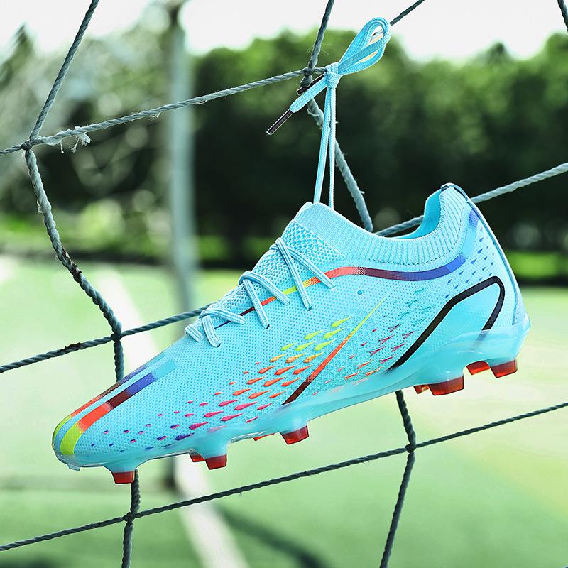 Low top 2025 long nails short broken student one 2025 training football shoes men's game sports shoes flying woven nails