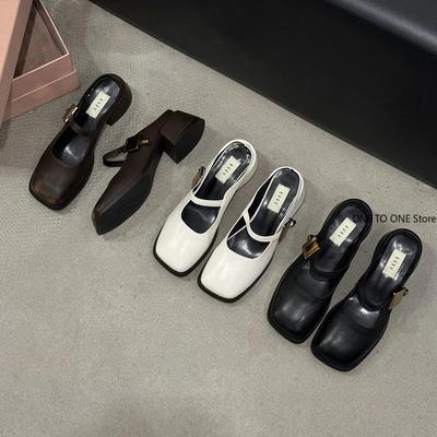 Modedesigner Damen Mary Jane Schuhe Frühling Lederschuhe Mode Schnalle Damen Quadratische Zehenpartie Mittelhoher Absatz Elegante Damenpumps