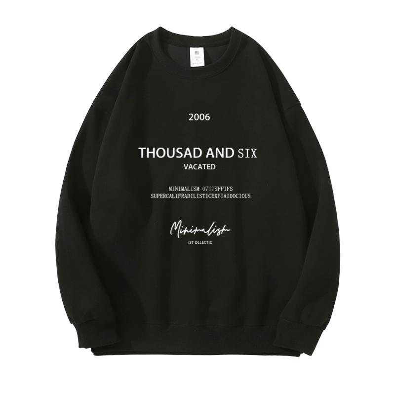 A Large-sized Loose and Trendy Hoodie for Women with A Round Neck, A Retro College Style and A Laid-back Top for Spring and Autumn