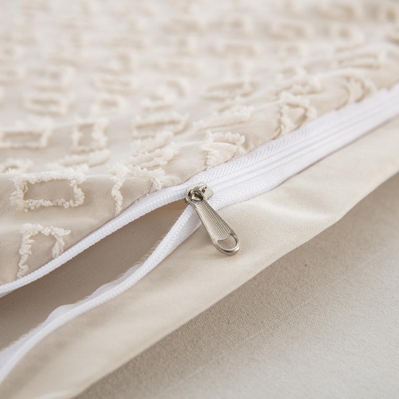 Solid Color Queen King Duvet Cover Set - Tufted Boho Chic Soft Textured Clipped Microfiber Bedding Set 2/3 Piece Comforter Cover