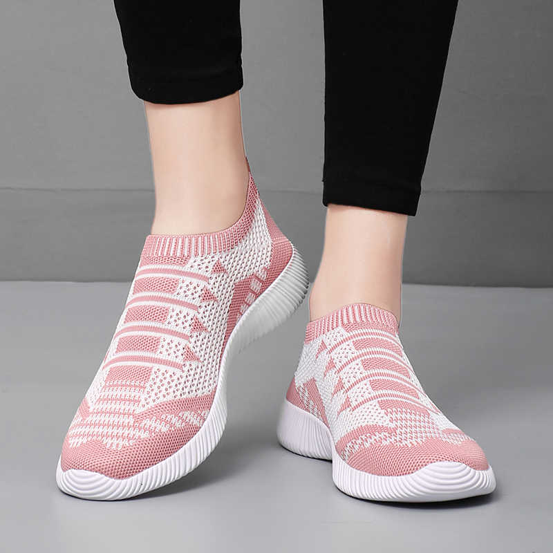 Fashion Slipon Fur Famous Brands Shoes Casual Size 34 Women Sneakers Luxury Sport Newest Scarp Gym Sneekers Obuv Importers Runners