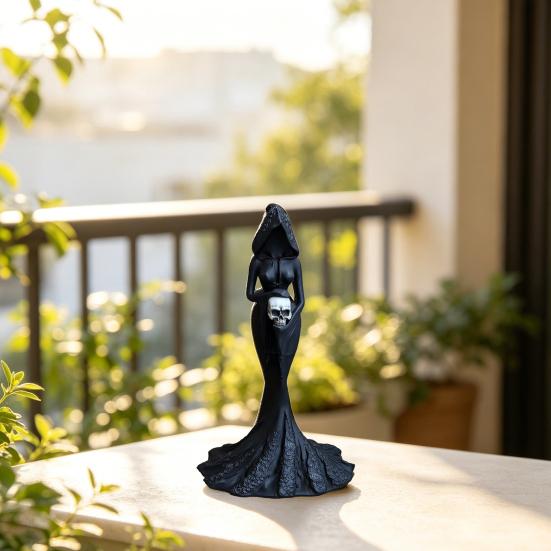 Faceless Hooded Resin Statue, Gothic Dark Halloween Ornament, Mysterious Ghost Holding Skull Sculpture, Artistic Figurine with Dress for Living Room