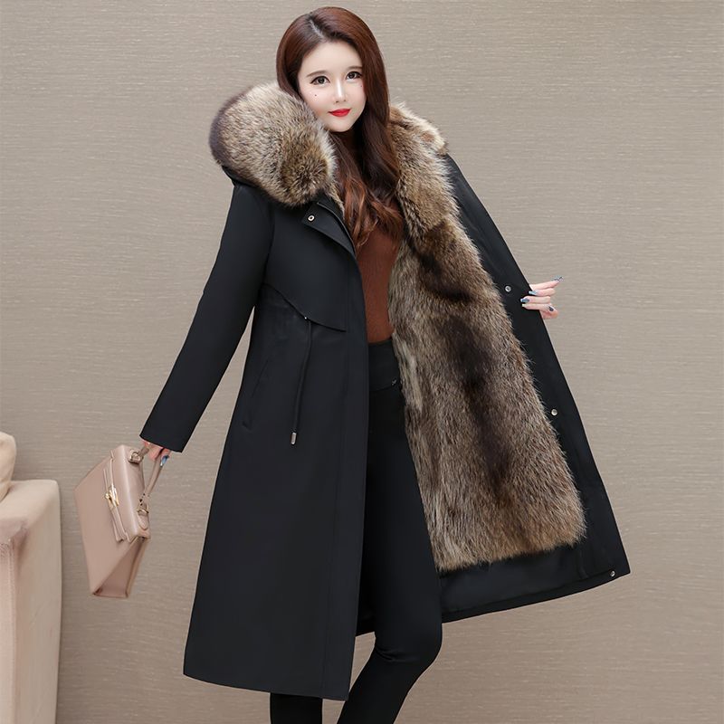 Haining Fashion Temperament Women Winter Coat Faux Fur Lined Detachable Hood Thick Warm Parka Jacket for Mother Coat