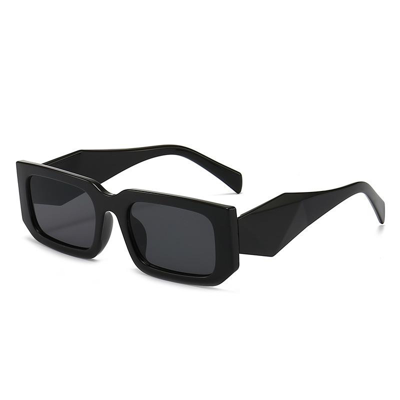 

JYL TS Disco Sunglasses Women UV Protection Small Frame SP5352 A-9322 светло-серый
