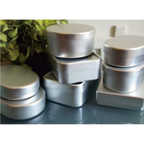 HOSHIMARU aluminum lunch box with rounded corners