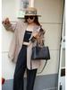 2025 Women's High-End Genuine Leather Shoulder, Handbag, and Crossbody Bag - Large Capacity, Luxurious Cowhide Commuter Design.