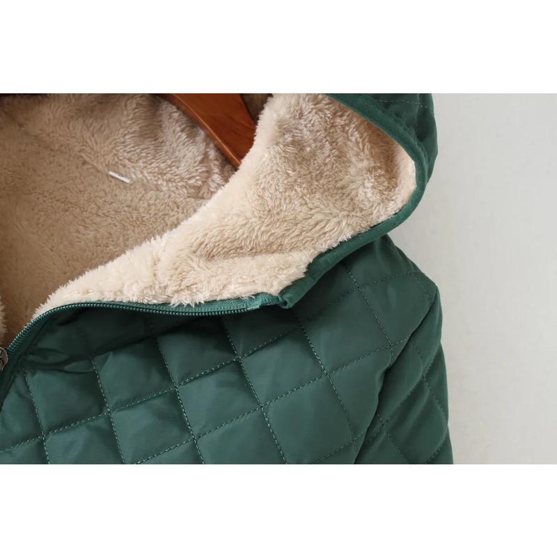 Женская куртка с капюшоном — фото 19