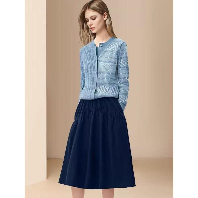 

Европейская и американская светская львица Популярный модный костюм этого года Женский весенний 2024 Новое поступление Трикотаж Юбка в тон Комплект из двух предметов Picture Color S