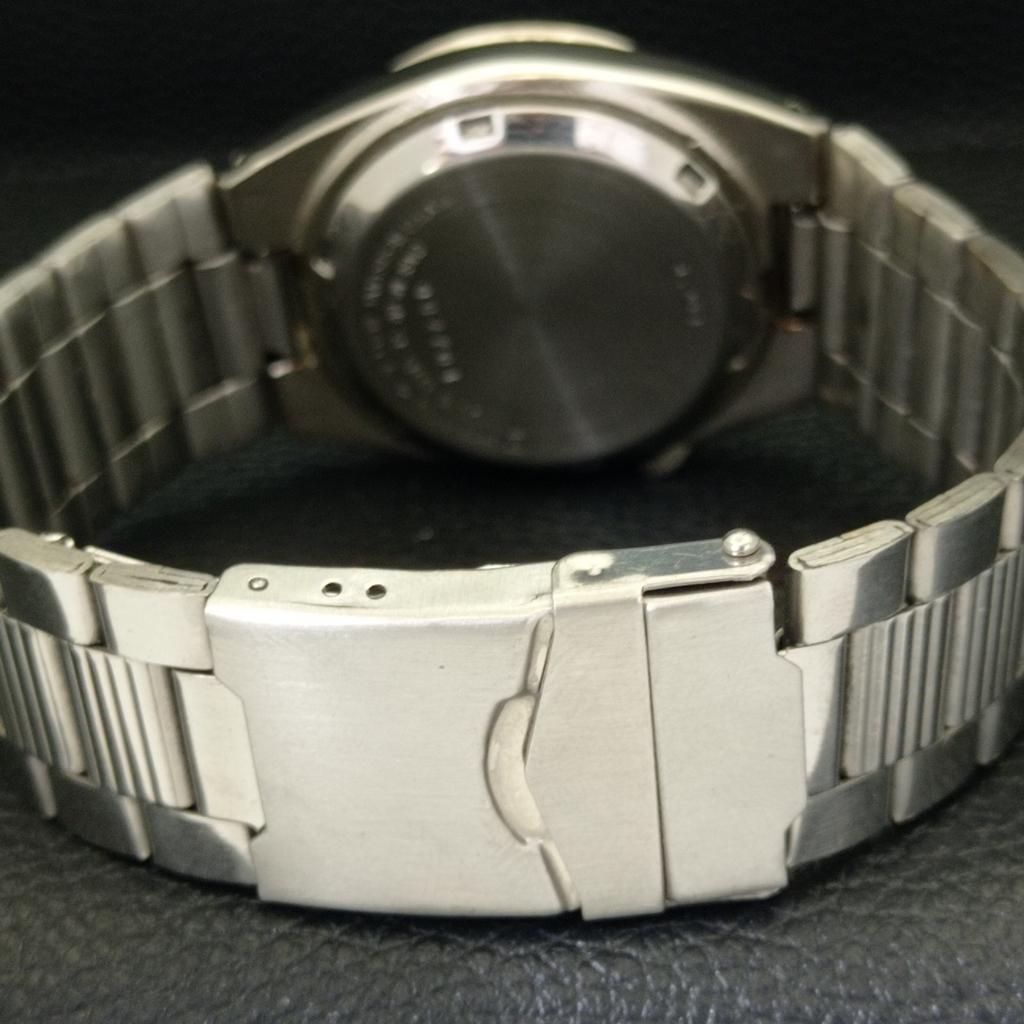 USED GENUINE VINTAGE SEIKO 5 AUTOMATIC JAPAN MENS WHITE DIAL WATCH a433700-2 R118-a433700