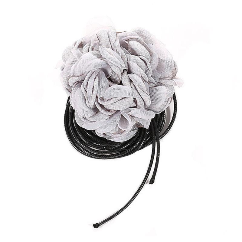 Fabric Flower Choker Necklace Handcrafted Blossom Tie Adjustable Simple Design Elegant Floral Collar Suitable for Party