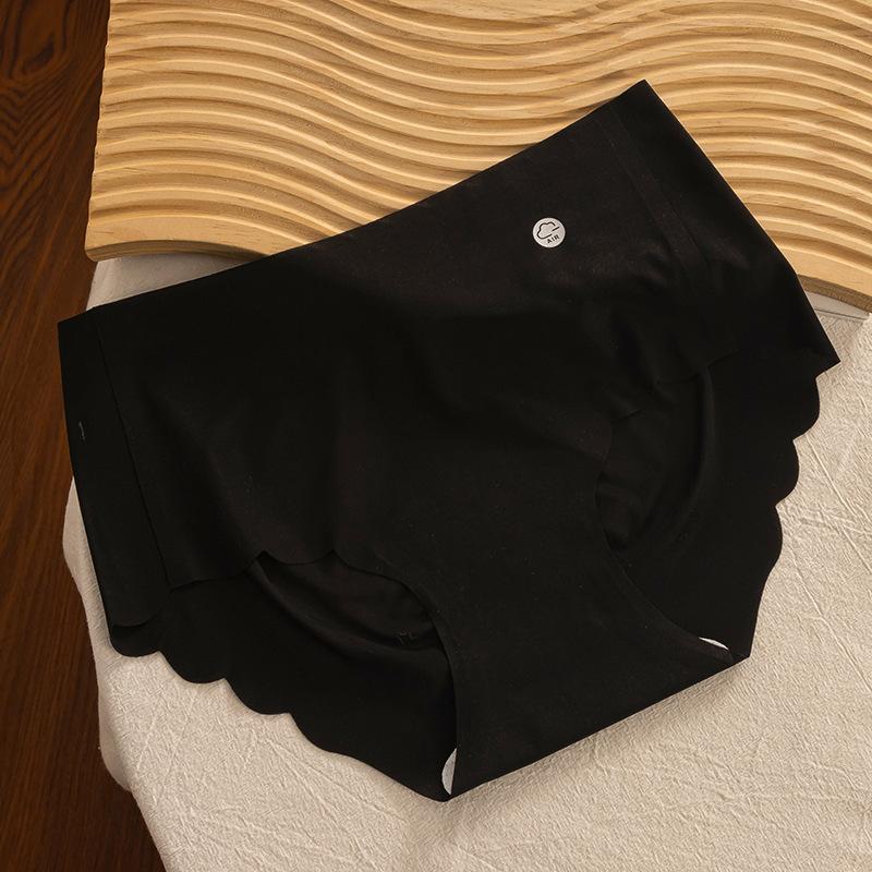 Women's Ice Silk Traceless Underwear Mid Waist Cotton Crotch Women's Plus Size Underwear