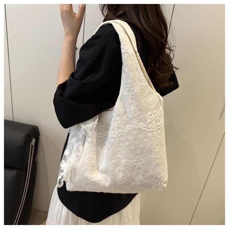 Niche design tote bag female students class gentle wind shoulder bag leisure shopping bag