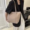 Chic Pu Leather Shoulder Bag For Women Spacious And Fashionable Design