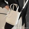 Niche Light Luxury Hand-held Small Square Bag Women's 2025 New Trendy Love Simple Mobile Phone Bag High-end Crossbody Bag