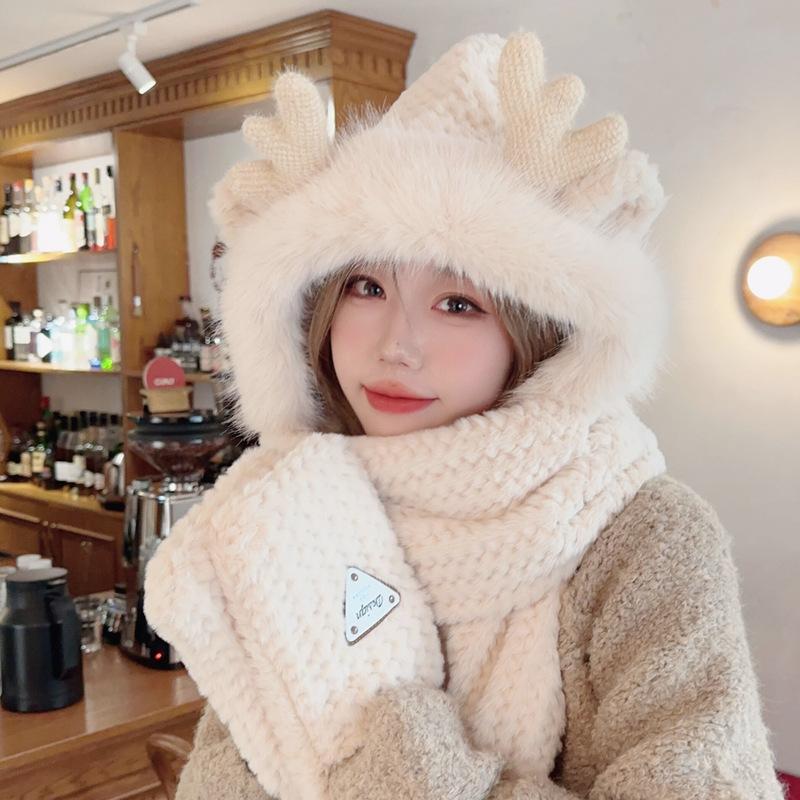 

Новая шапка женская осенне-зимняя шарф перчатки интегрированный зимний милый плюшевый теплый утолщенный набор из трех предметов