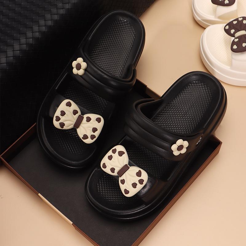Slippers women's summer outer wear new beach thick-bottomed non-slip two wear fashionable flat-bottomed cool slippers