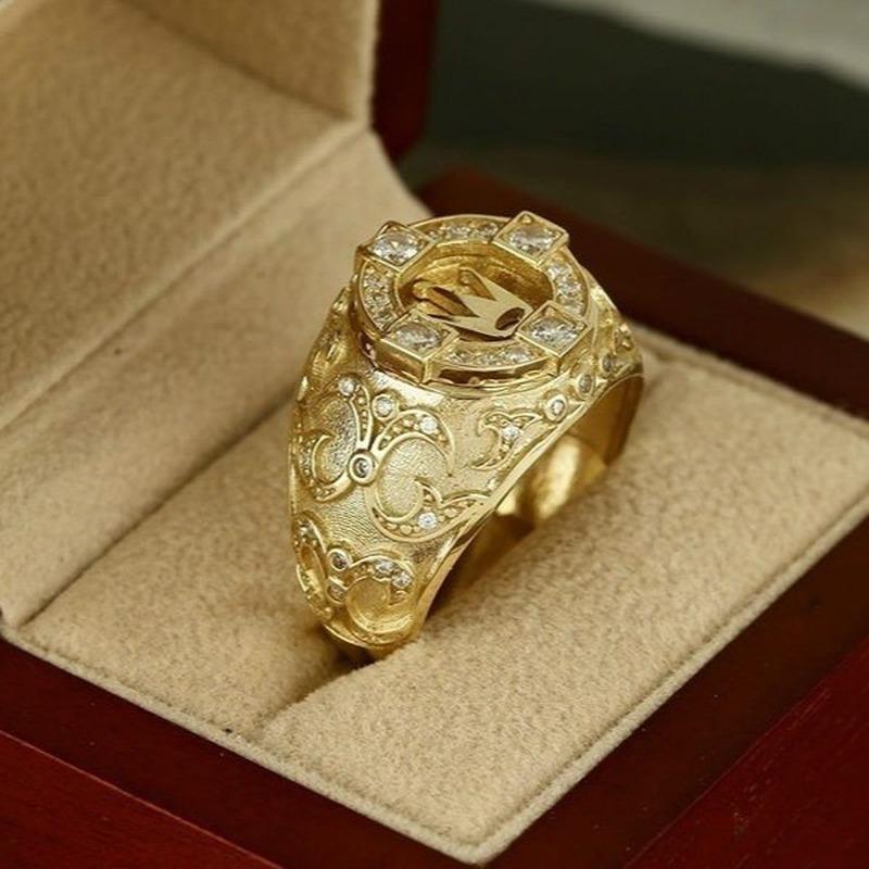 Klassische goldfarbene Ringe für Herren, Goldfarben, eingelegt mit weißem Zirkon, Krone, Punk-Ring, Freund, Party, Modeschmuck