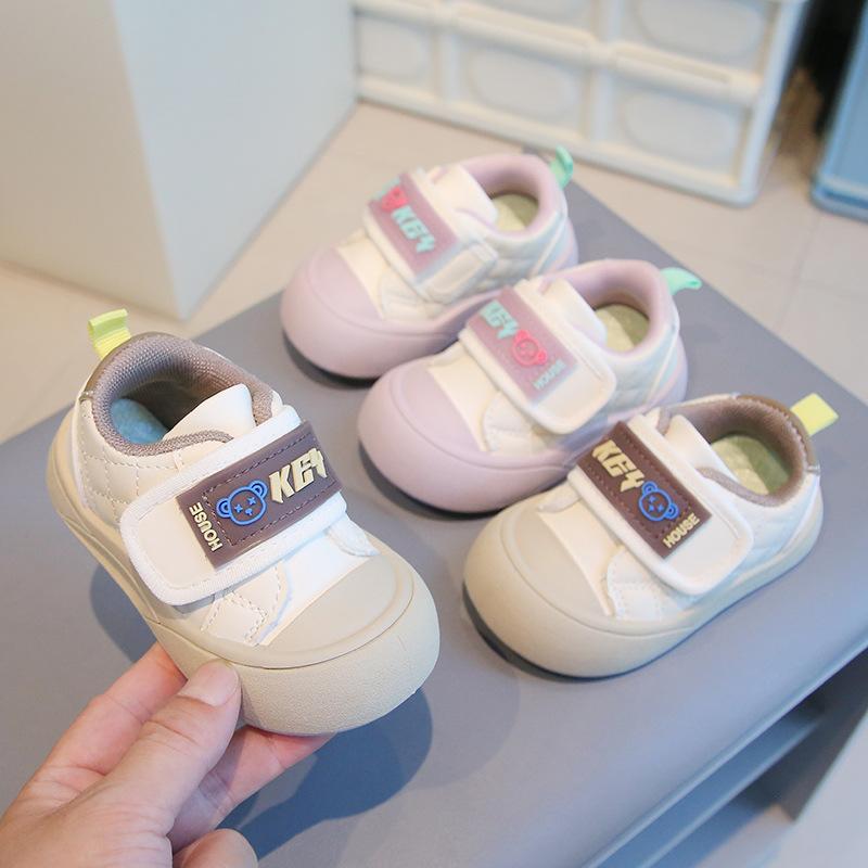 2025 Autumn New Baby Toddler Shoes Boys and Girls Soft-soled Casual Shoes 1-6 Years Old Low-top Fashion Board Shoes Tide
