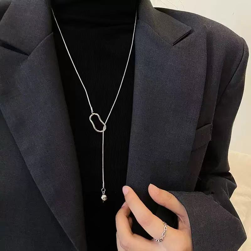 

New autumn and winter niche necklace versatile simple sweater chain men and women trendy cool wind fringed accessories