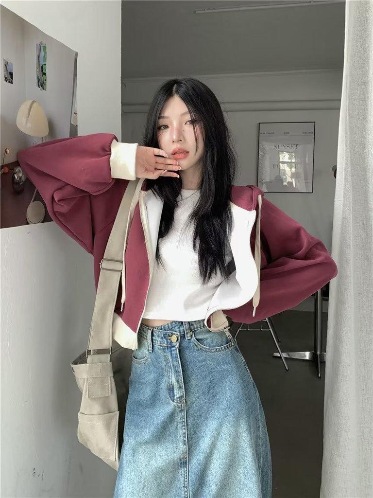 Women's Retro Color-Block Hooded Zipper Sweatshirt - Autumn/Winter 2023 Collection