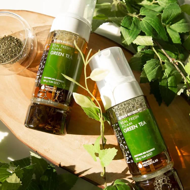 NEOGEN Real Fresh Cleansing Foam Zielona herbata 160g