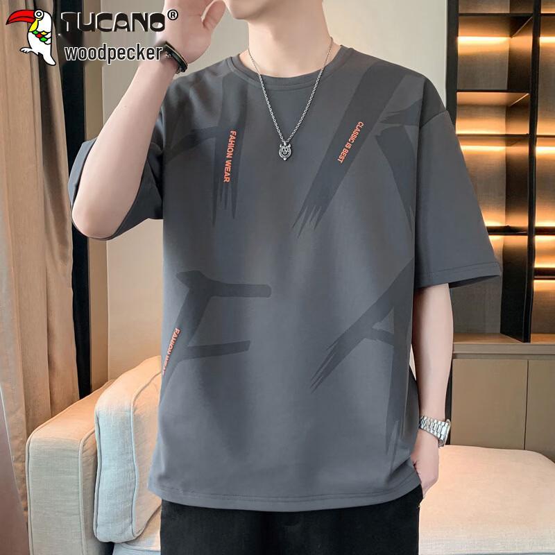 TUCANO Men's Loose Fit Round Neck T-Shirt