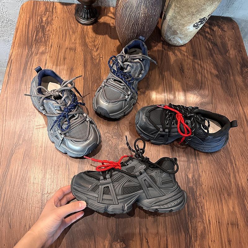 Suction film sole dad shoes women's autumn new thick-soled heightening sports shoes women's casual commuting versatile shoes women