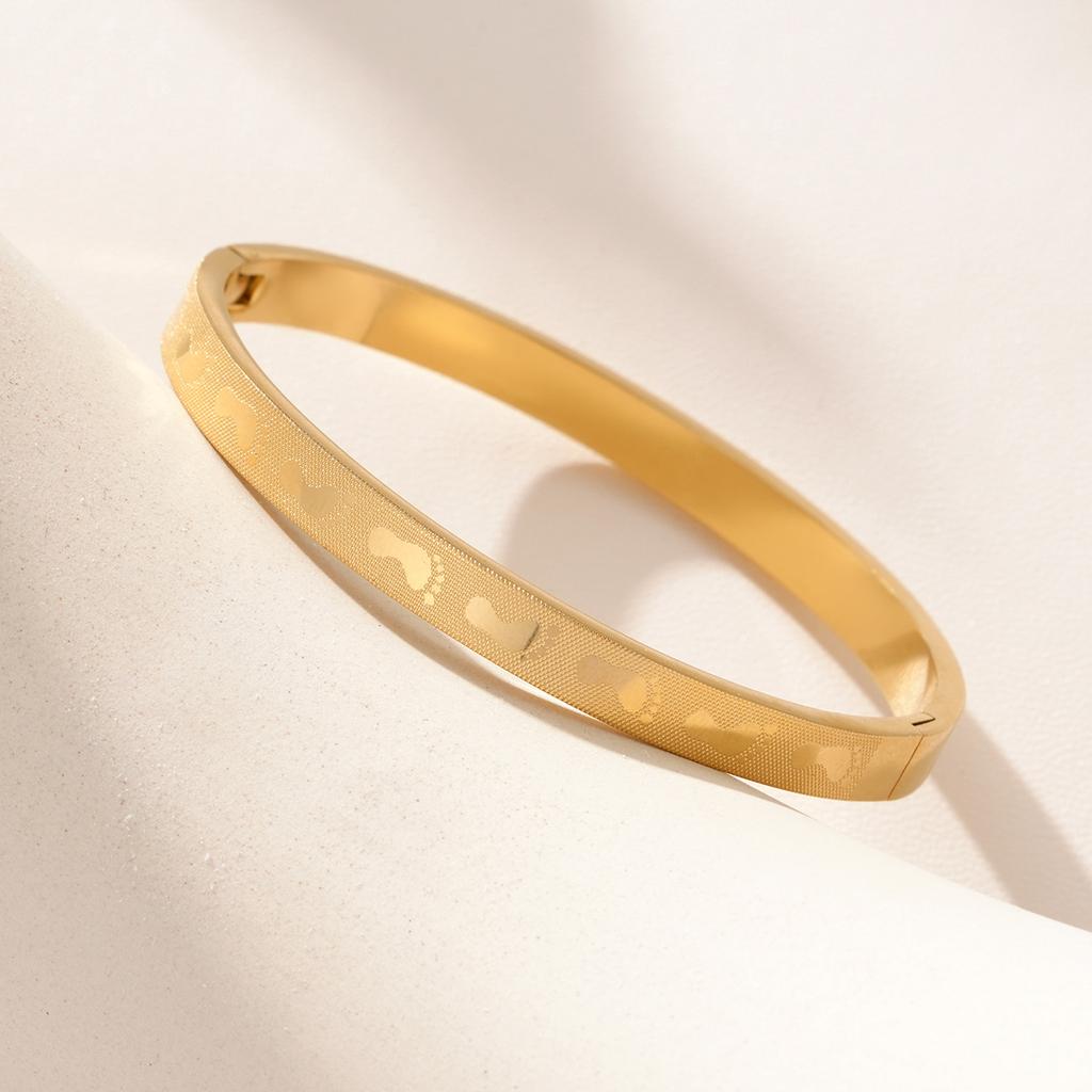 New Titanium Steel Bracelet Creative Corrosion Love Little Foot Buckle Couple Bracelet Stainless Steel Jewelry