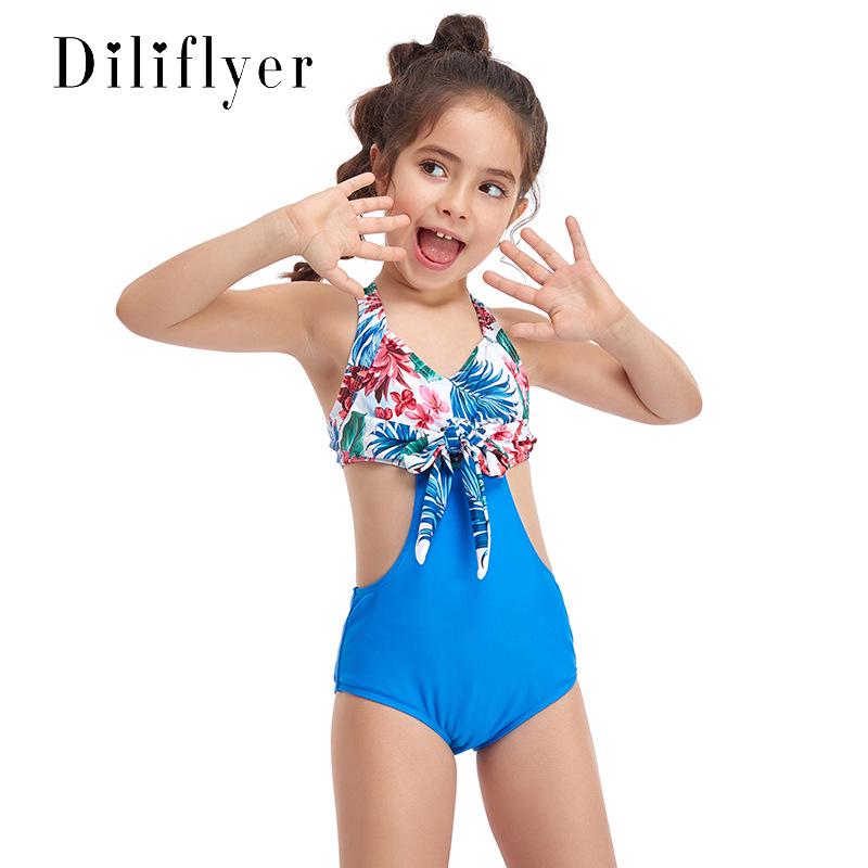 

Children s European Style Fish Cutout One-Piece Swimsuit 128 леопардовый