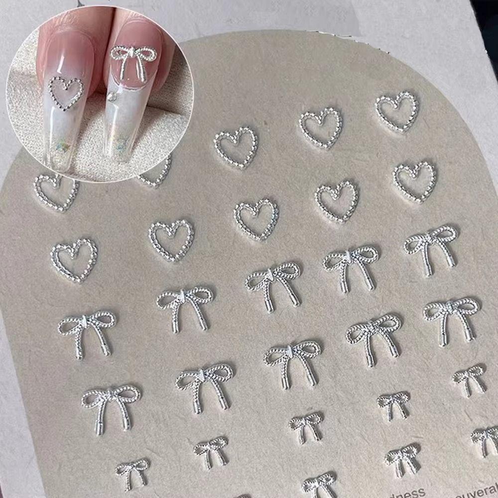 10 st/påse Mini Kärlek Nageldekorationer Superglänsande Nagelkortsdekorationer DIY Manikyrdesign Tillbehör