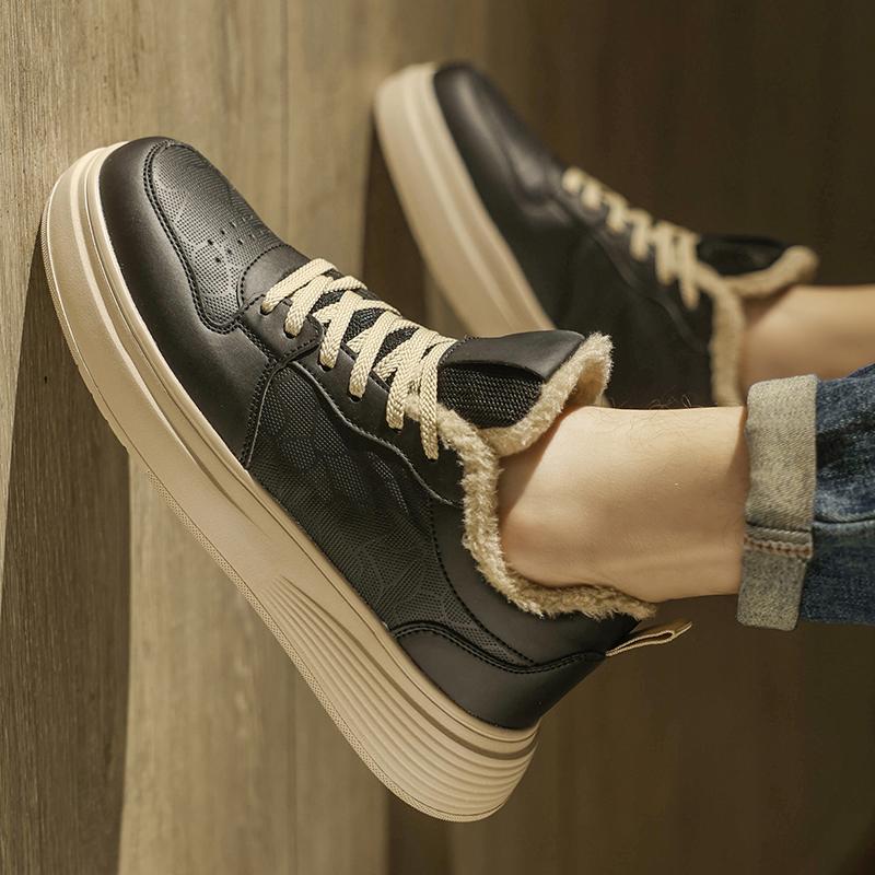 New Men's Winter Classic Fashion Low Top Skateboarding Shoes Comfortable Soft Sole Basketball  Sneakers