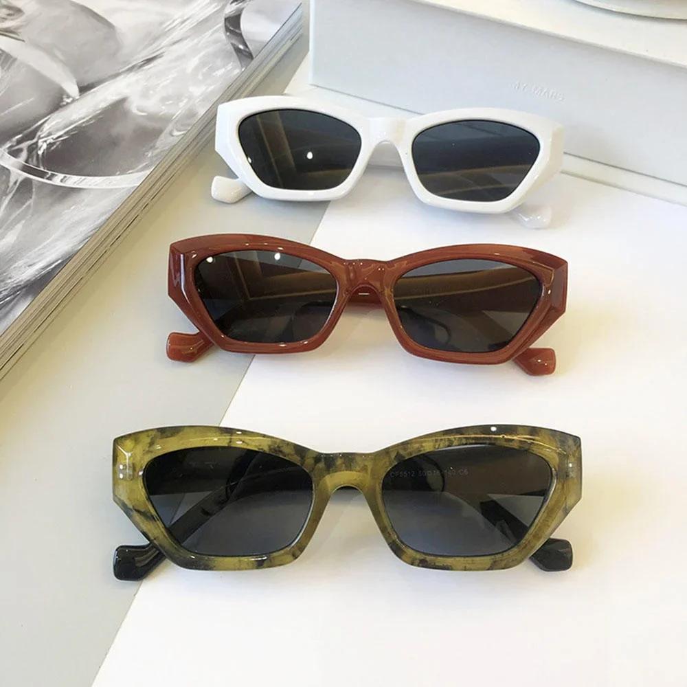 Women Fashion Personalized Sunglasses Rectangle Small Frame Vintage Classic Designer UV400 Travel Eyewear Shades