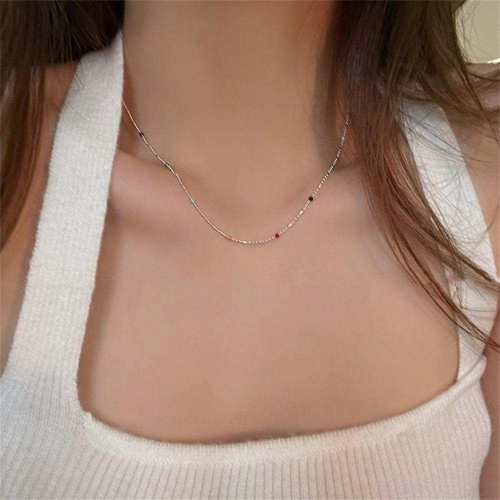 Sweet and cool dopamine color beaded necklace female summer design collarbone chain cold wind pearl neck chain