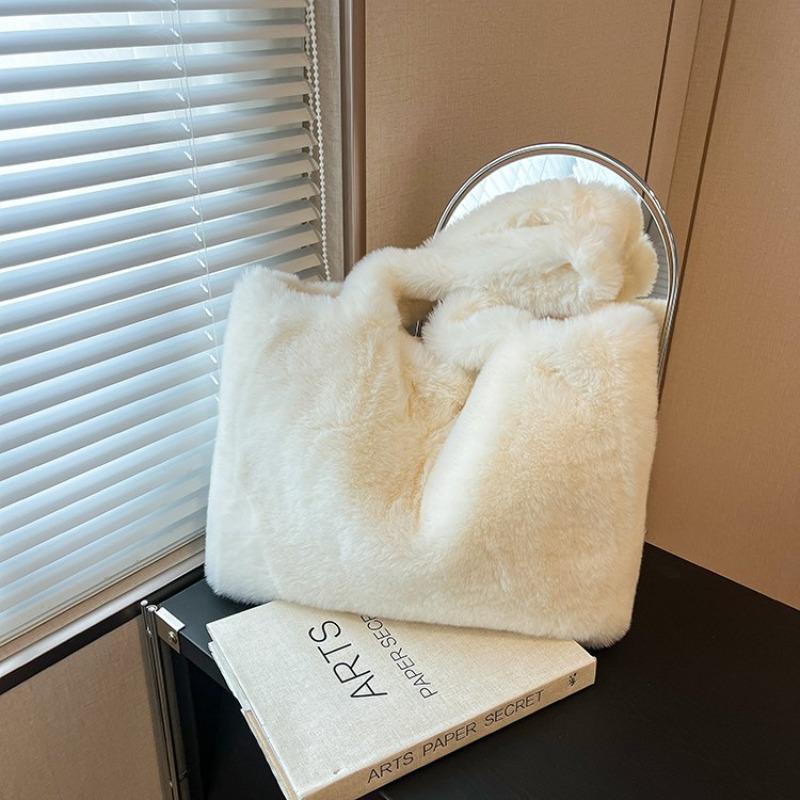 Autumn and Winter Cute Furry Shoulder Bag New Fashion Portable Tote Bag Large Capacity Lazy Wind Plush Bag