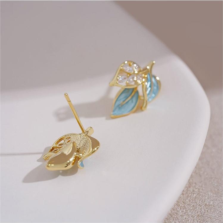 Boucles d'oreilles feuille bleue unique pour femmes 2024 Nouvelle mode Design de niche Boucle d'oreille à tige délicate Tempérament Luxe léger Zircon Cadeaux